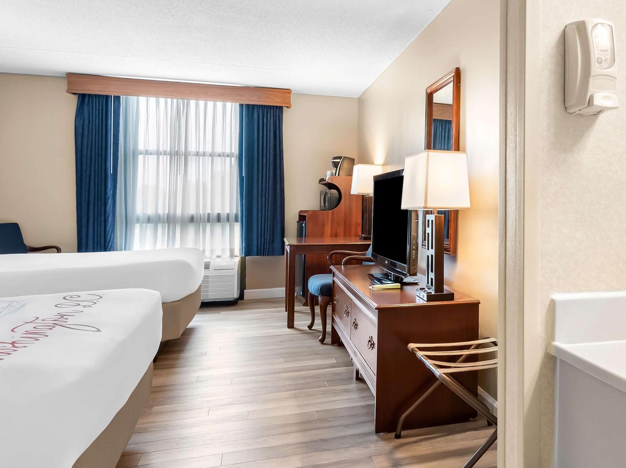 Western Potomac Mills Hotel 3*