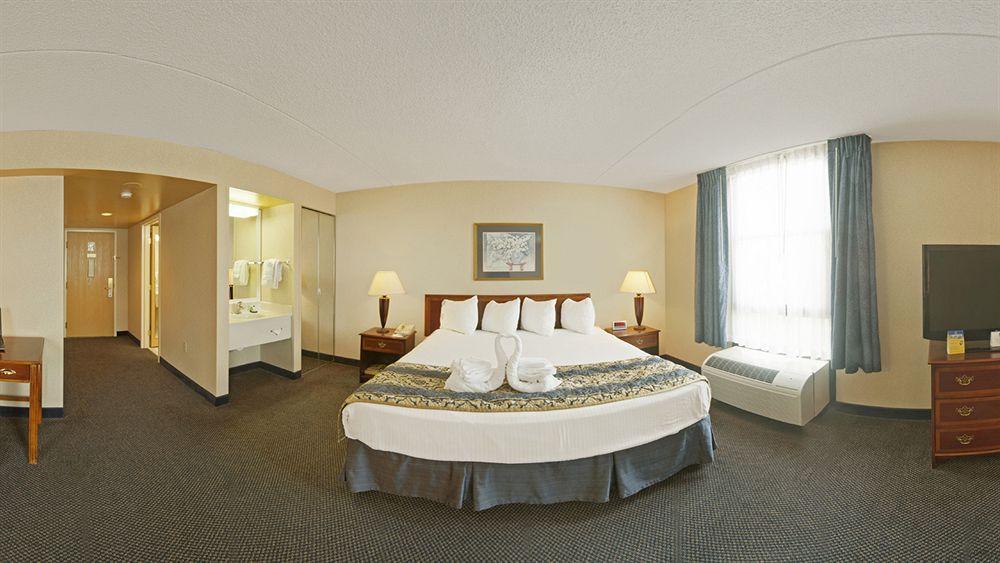 Western Potomac Mills Hotel
